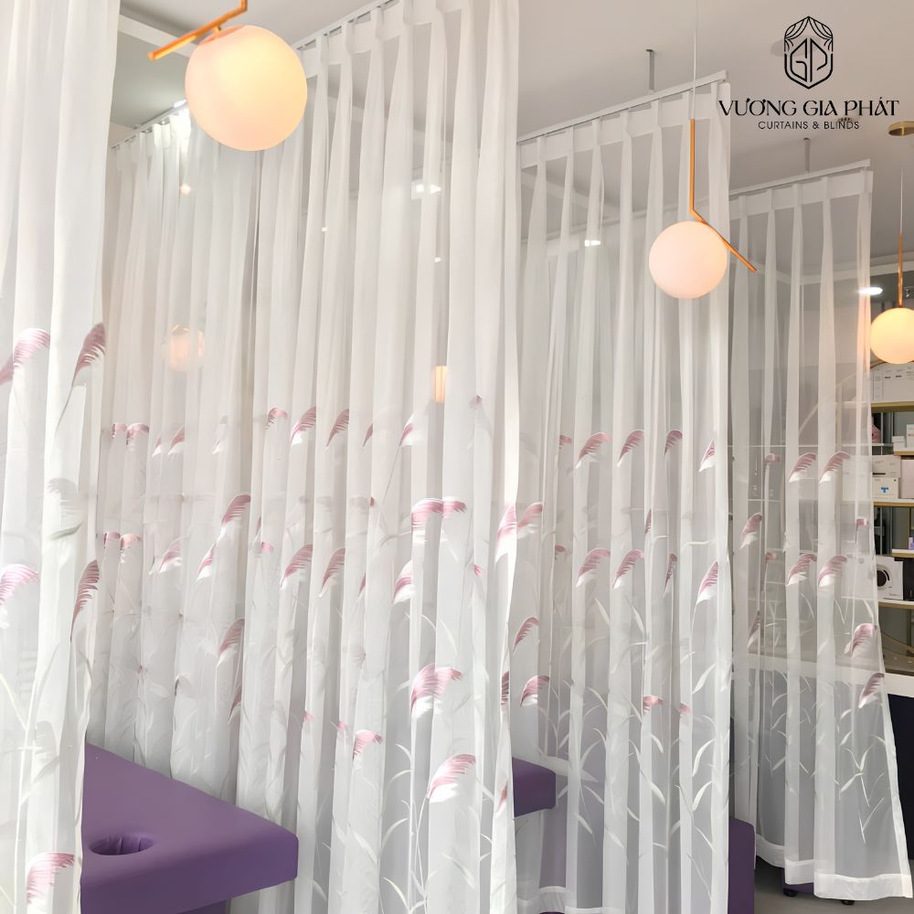 Rèm Cửa Voan Họa Tiết Cỏ Lau - Phòng Spa