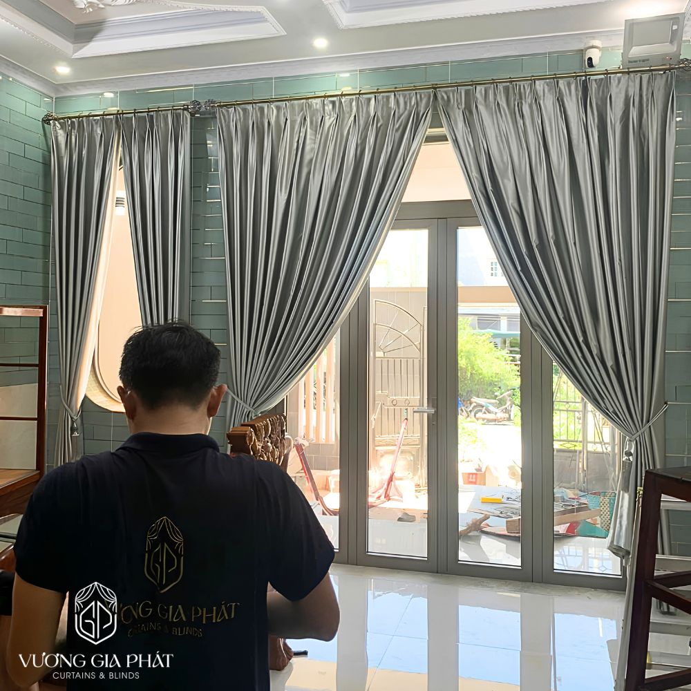Rèm Vải Gấm Màu Xám Bạc Cao Cấp