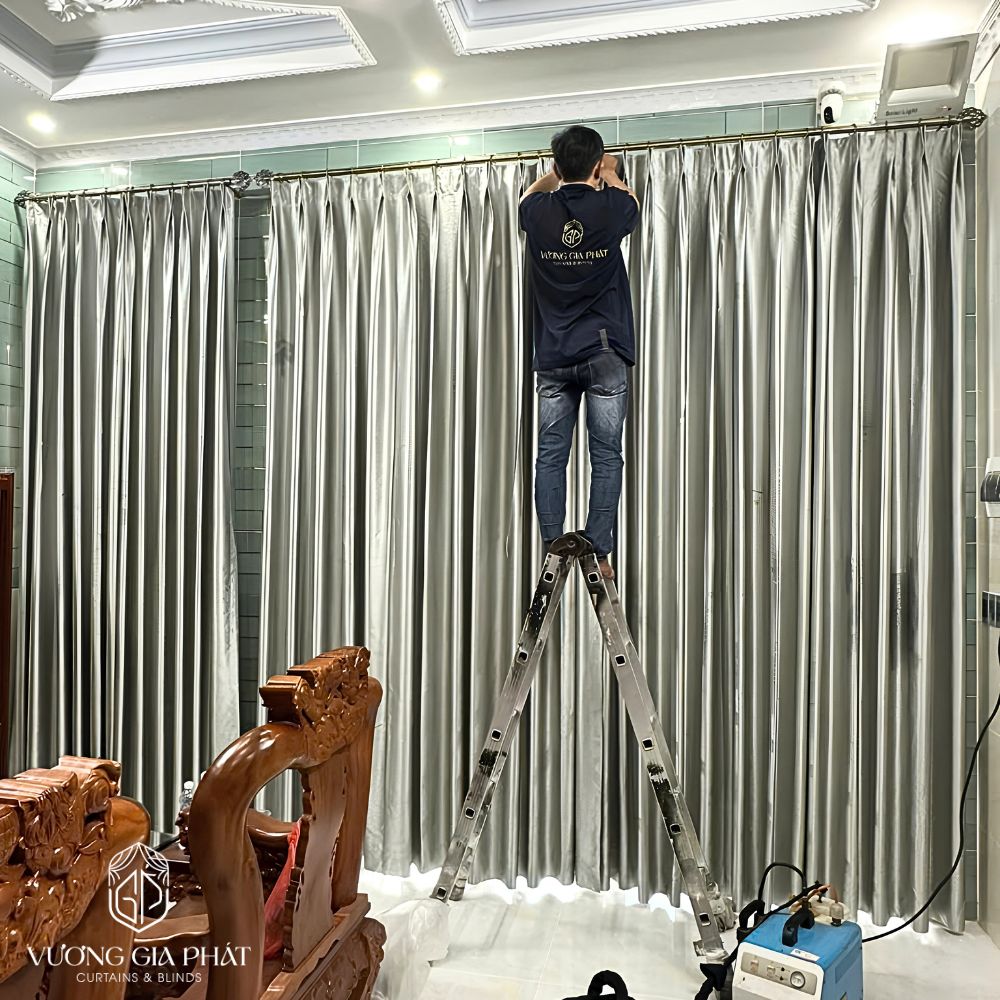Rèm Vải Gấm Màu Xám Bạc Cao Cấp